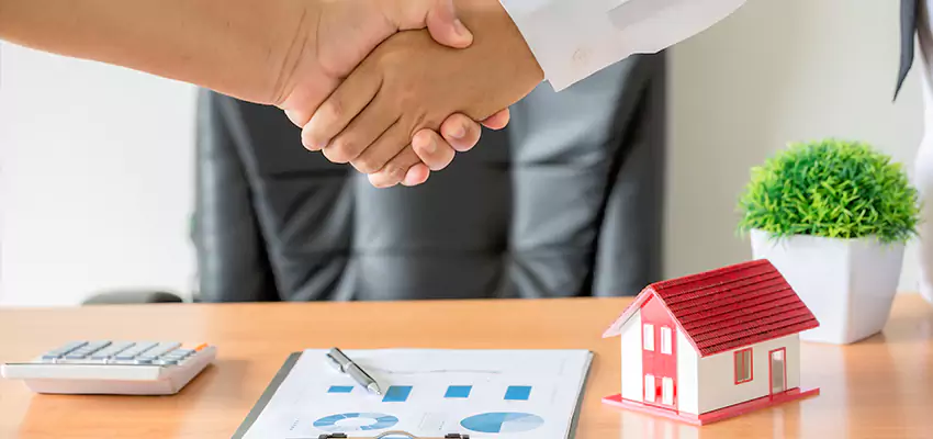 How We Determine Your Avoid Foreclosure Offer in East Hampton, New York?