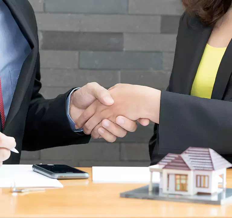 Why Sell to Us Instead of Letting the Home Go to Auction in East Hampton, NY?