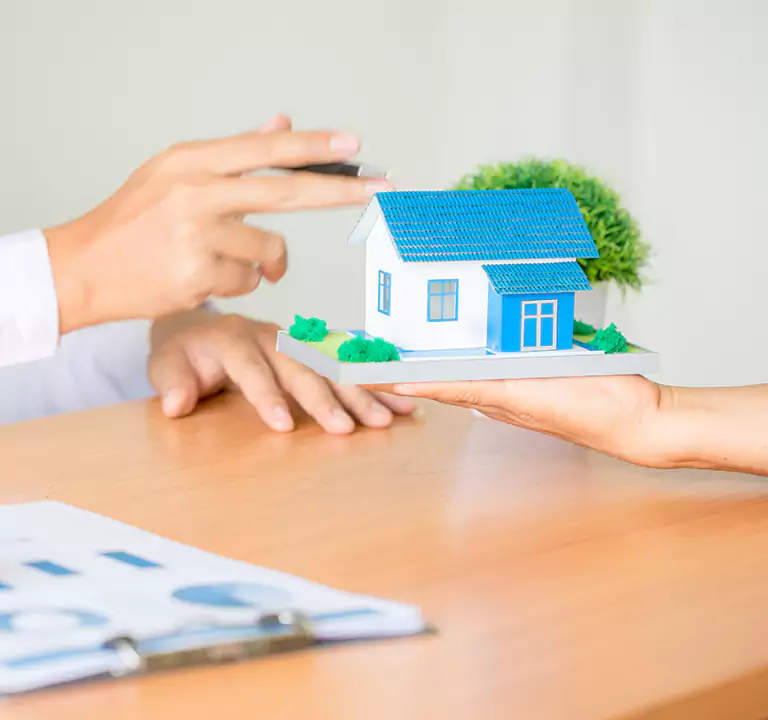 Why Choose Us to Sell a House with a Reverse Mortgage in East Hampton, NY?